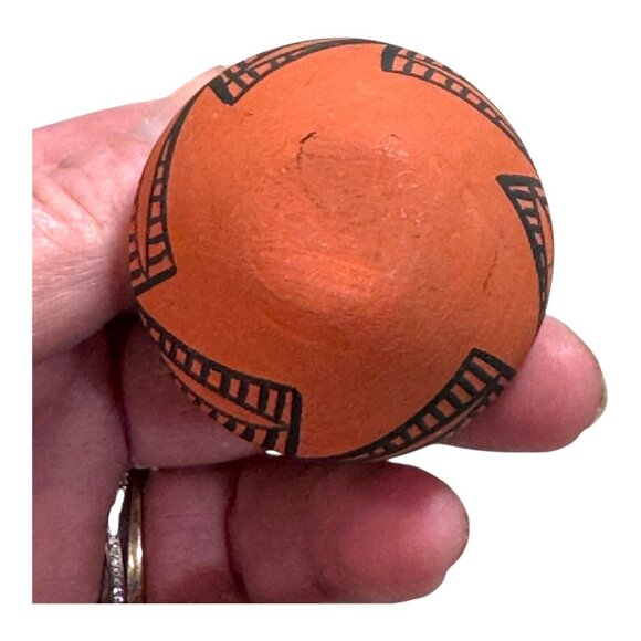 Vintage Acoma Dollhouse Doll Miniature Hand-Painted Southwest Clay Pot 1.5" - Picture 5 of 6